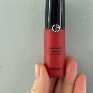 Giorgio Armani Luminous Silk Cheek Tint - Vibrant Red